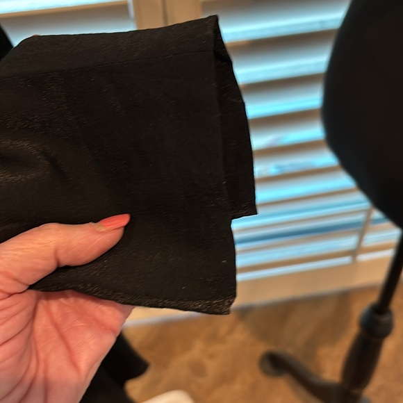 Zina if Beverly Hills black pleated blouse. - Picture 6 of 8